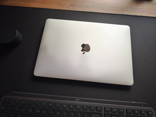 Περισσότερες πληροφορίες για "Macbook Pro 13.3" 2016 256GB (θέμα με την οθόνη)"