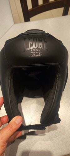 Περισσότερες πληροφορίες για "Leone Κάσκα Black Edition Headgear CS431(Medium)"