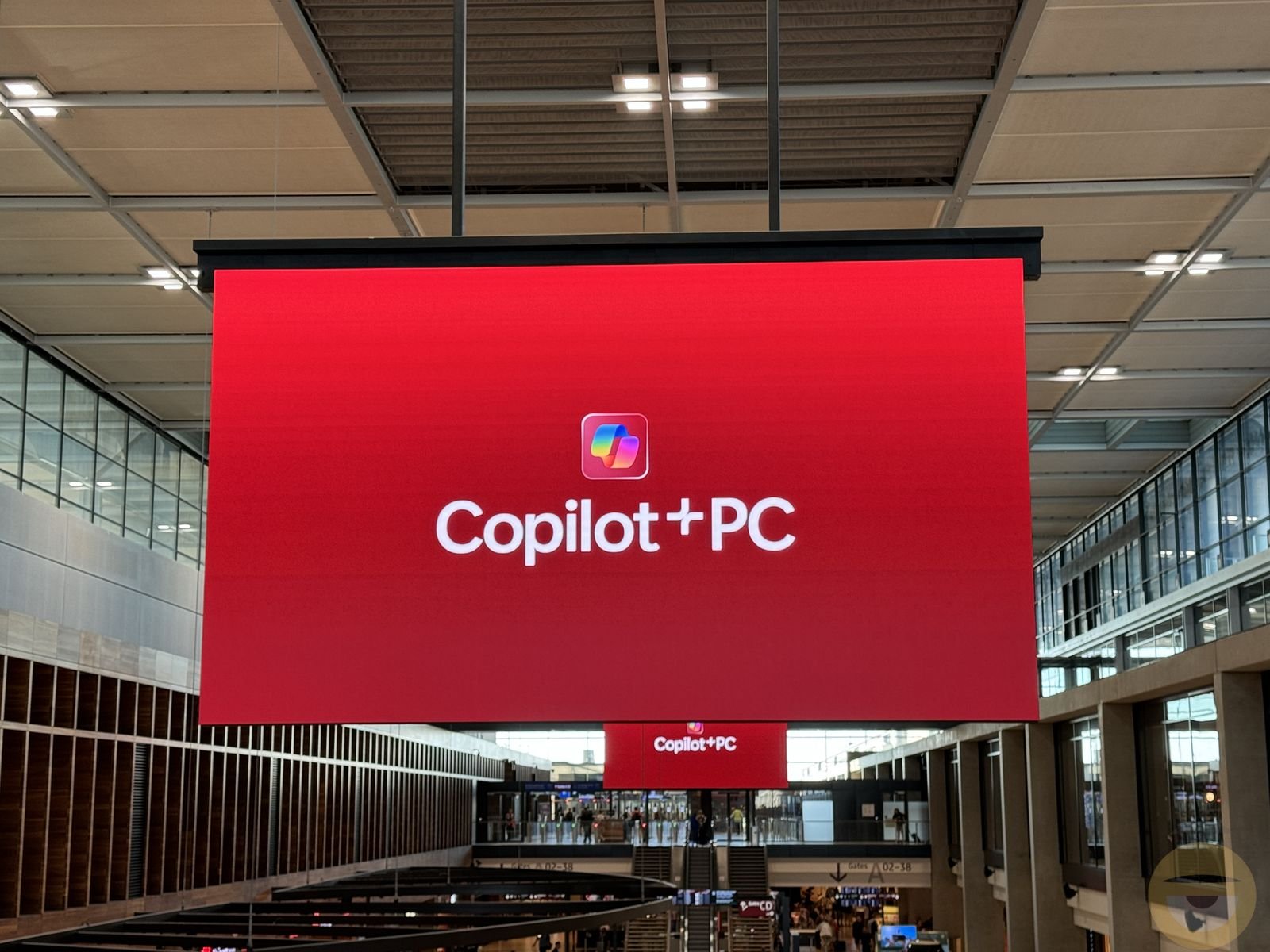 Περισσότερες πληροφορίες για "Η Microsoft επεκτείνει τις λειτουργίες τεχνητής νοημοσύνης σε υπολογιστές με Intel και AMD"