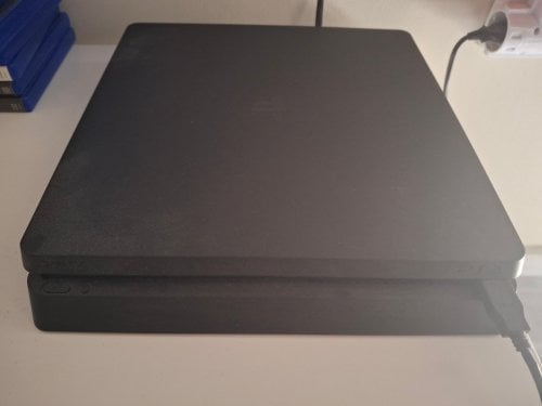 Περισσότερες πληροφορίες για "Sony PlayStation 4 Slim + 8 Τίτλοι"
