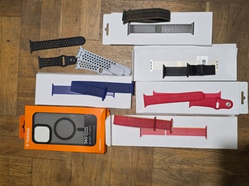 Περισσότερες πληροφορίες για "Apple watch sports loop 46mm,milanese Toras"
