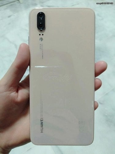 Περισσότερες πληροφορίες για "HUAWEI Ρ20 Rose Gold 128 GB Dual"