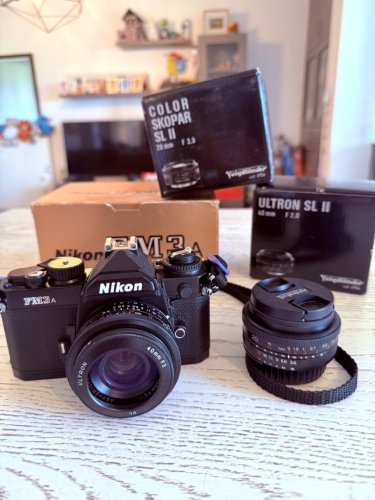 Περισσότερες πληροφορίες για "Nikon FM3a -Voigtlander 40mm f2 και Voigtlander 20mm f3.5"