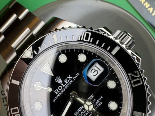 Περισσότερες πληροφορίες για "Rolex Submariner ref.116610LN VSF"