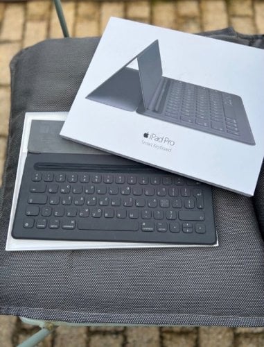 Περισσότερες πληροφορίες για "Smart Keybord for IPad Pro 12,9"
