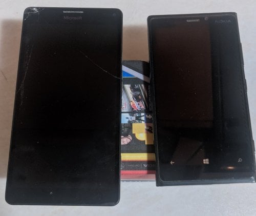 Περισσότερες πληροφορίες για "Nokia Lumia 950xl - Lumia 920"