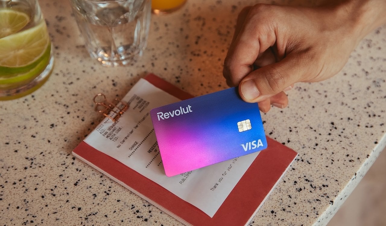 Η Revolut φτάνει τους 1,5 εκατ. πελάτες στην Ελλάδα με αύξηση 50% σε έναν χρόνο