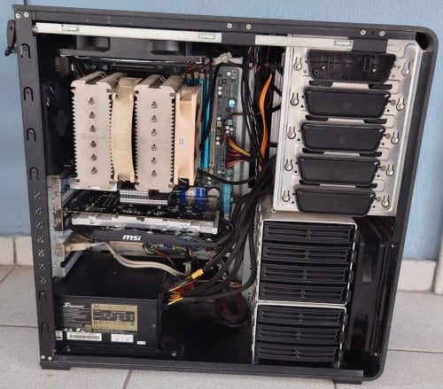 Περισσότερες πληροφορίες για "x58 σύστημα, 6core, SilverStone, Seasonic, Gigabyte, Nvidia, Corsair"