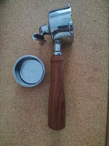 Περισσότερες πληροφορίες για "Double Spout 51mm Portafilter for Delonghi Dedica"
