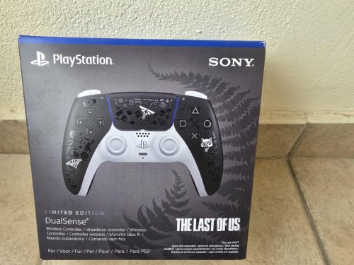 Περισσότερες πληροφορίες για "PS5 DUALSENSE THE LAST OF US LIMITED EDITION"