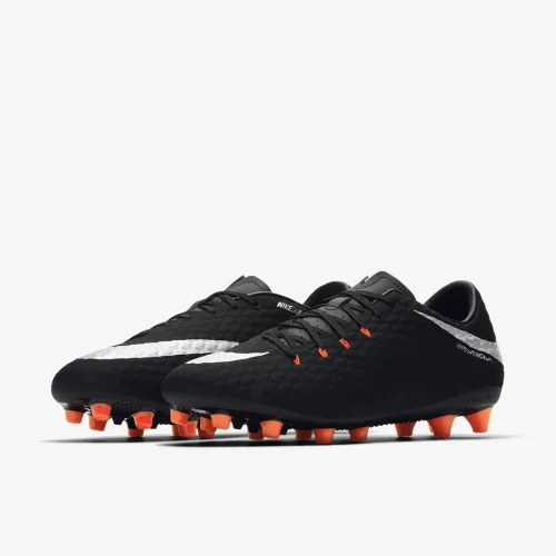 Περισσότερες πληροφορίες για "Nike Hypervenom Phelon 3 AG-PRO"