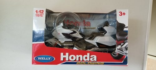 Περισσότερες πληροφορίες για "Μινιατούρα Honda Gold wing σε κλίμακα 1/12"