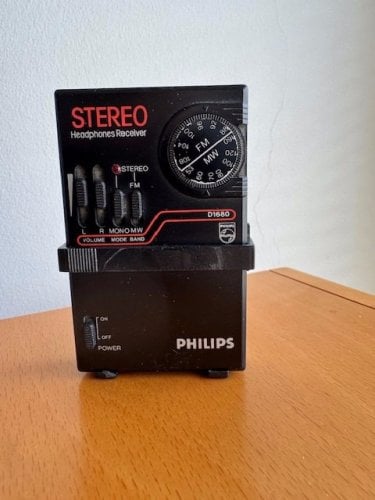 Περισσότερες πληροφορίες για "Philips AM/FM headphones receiver"