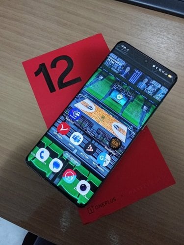 Περισσότερες πληροφορίες για "OnePlus 12 (Πράσινο/512 GB)"