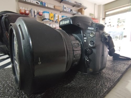 Περισσότερες πληροφορίες για "Nikon D800 36.3 MP CMOS FX-Format Digital SLR Camera (Body&Lens 24mm-120mm Nikon)"