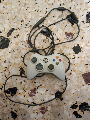Περισσότερες πληροφορίες για "Original controllers playstation 1 - 2 και Xbox 360"