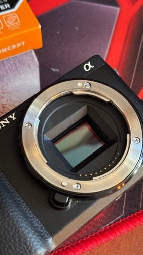Περισσότερες πληροφορίες για "Sony α Kit Cámara Mirrorless A6400 + 18-105MM F4 G OSS"