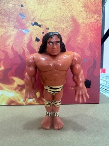 Περισσότερες πληροφορίες για "Hasbro WWF Figures 1990"