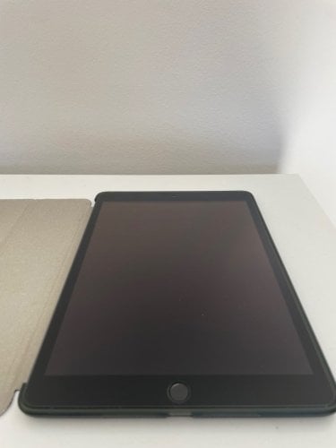 Περισσότερες πληροφορίες για "Apple iPad  2020 10.2" (32 GB/A12/iPadOS)"