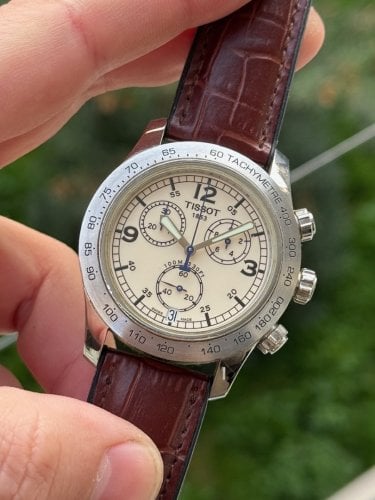 Περισσότερες πληροφορίες για "Tissot T-Sport V8 Chronograph"