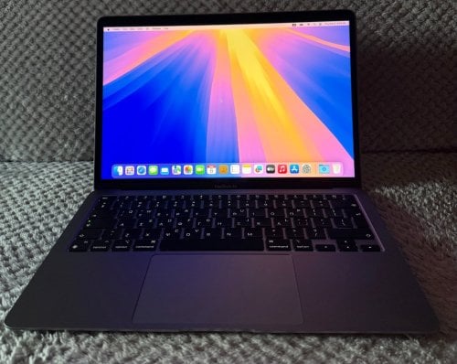 Περισσότερες πληροφορίες για "MacBook Air M1 8GB RAM/256GB SSD"