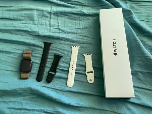 Περισσότερες πληροφορίες για "Apple Watch SE 44mm σαν καινούριο"