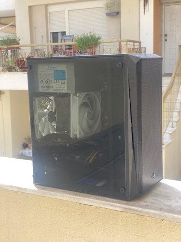Περισσότερες πληροφορίες για "Mini tower με 4770s 16GB ram και GTX 970 hybrid."