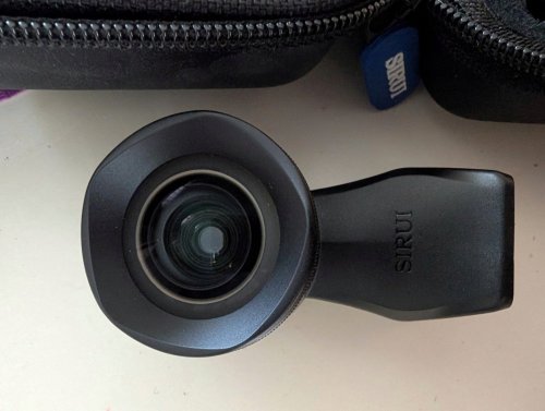 Περισσότερες πληροφορίες για "SIRUI 18-WA2, Wide Angle Lens for Smartphone"