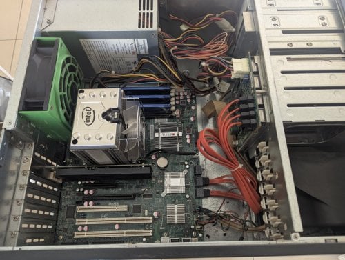 Περισσότερες πληροφορίες για "motherboard supermicro X8SAX, Intel® Core™ i7-980, 12 gb ram, NVIDIA Quadro NVS 290, 3 x 1tb HDD"