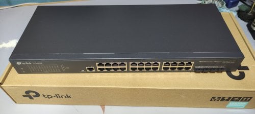 Περισσότερες πληροφορίες για "TP-LINK TL-SG3428"
