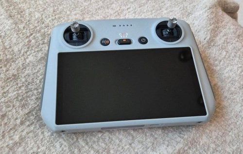 Περισσότερες πληροφορίες για "DJI RC Controller"