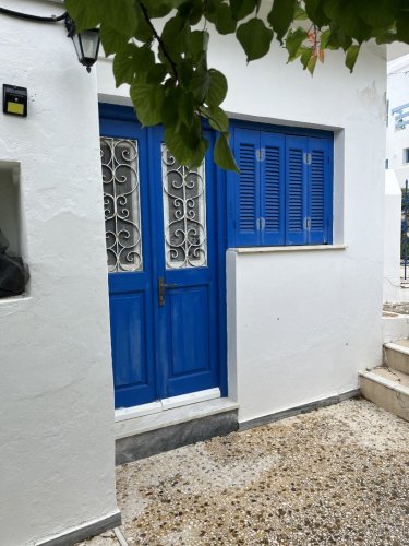 Περισσότερες πληροφορίες για "Σπιτι στις Λευκες, Παρος"