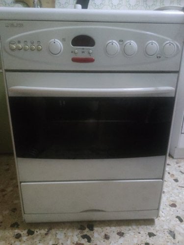 Περισσότερες πληροφορίες για "Κουζίνα elco 7550 cw x-press"