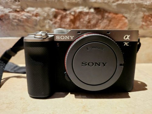 Περισσότερες πληροφορίες για "Sony α7C Mirrorless Φωτογραφική Μηχανή Body Ασημί, ελάχιστα χρησιμοποιημένη (SHUTTER COUNT : 253)"