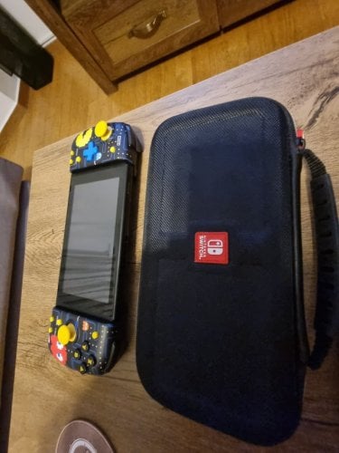 Περισσότερες πληροφορίες για "Nintendo Switch V2 συν ακριβά extras"