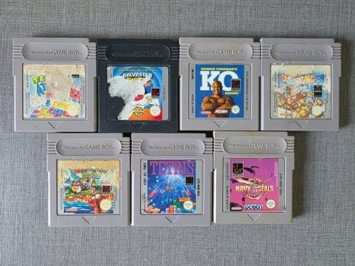 Περισσότερες πληροφορίες για "Gameboy cartridges"