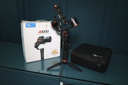 Περισσότερες πληροφορίες για "FeiyuTech a1000 3-Axis Gimbal for Mirrorless/DSLR Cameras"