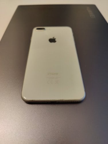 Περισσότερες πληροφορίες για "Iphone 8 plus White"