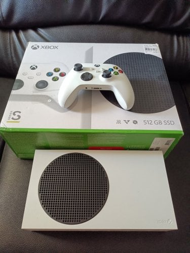 Περισσότερες πληροφορίες για "xbox series s - 512 GB"