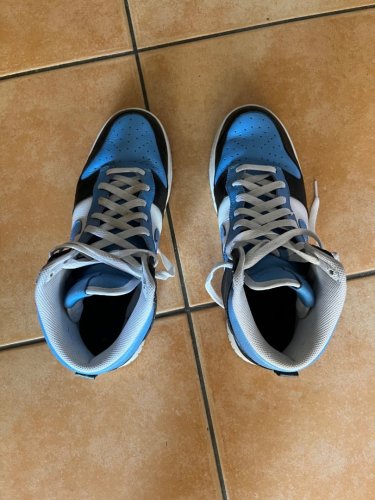 Περισσότερες πληροφορίες για "Nike dunk high blue 44.5"