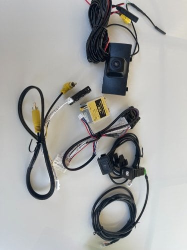 Περισσότερες πληροφορίες για "CS10A Front Camera Selector"