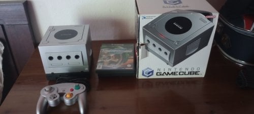 Περισσότερες πληροφορίες για "GAME CUBE +GAME BOY PLAYER"
