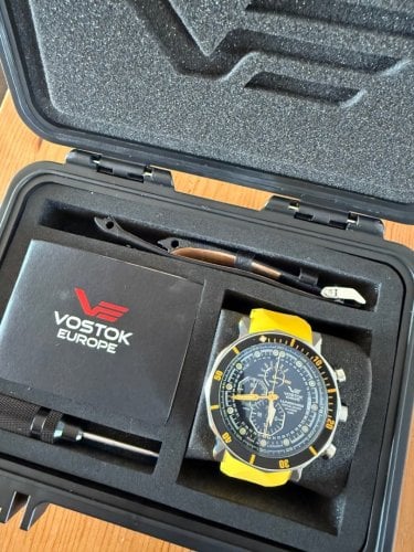 Περισσότερες πληροφορίες για "Vostok Europe Lunochod-2 Multifuncional Line YM86/620A505"