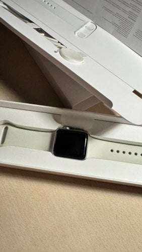 Περισσότερες πληροφορίες για "Apple Watch Series 3 38mm – Για ανταλλακτικά (χαλασμένη πλακέτα)"