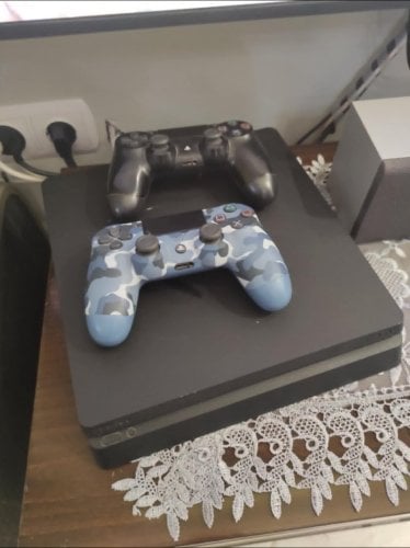 Περισσότερες πληροφορίες για "Sony PS4 1TB"