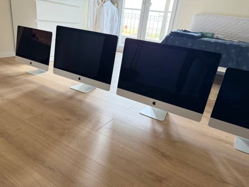 Περισσότερες πληροφορίες για "1x iMac late 2015, 5K, i5 3.3, 8GB RAM, Fusion Drive 2,12TB & 1x iMac mid 2015, 5K, i5 3.3, 16GB RAM"
