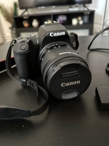 Περισσότερες πληροφορίες για "Canon EOS 250D + 18-55mm IS STM"