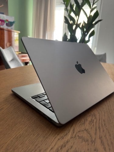 Περισσότερες πληροφορίες για " macbook pro 14inch - M1 PRO - 32gb ram - 1ΤΒ ssd - AppleCare business -Χολαργός"
