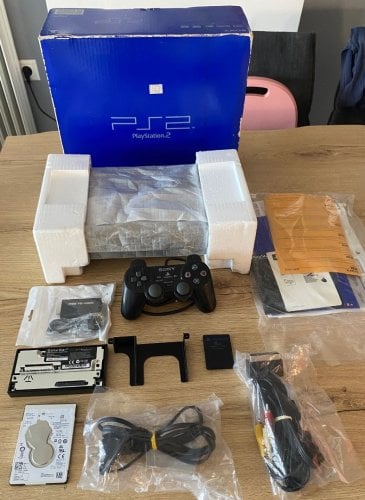 Περισσότερες πληροφορίες για "Sony PlayStation 2 FHDB installed 1tb"