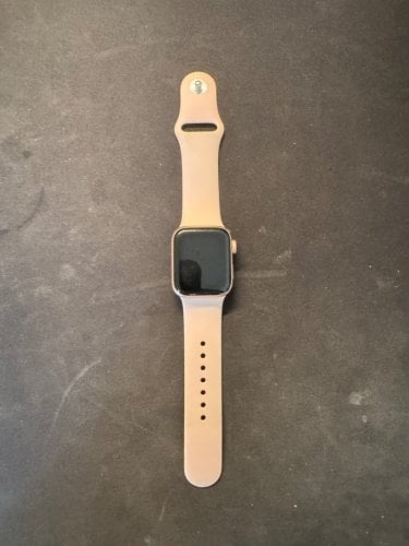 Περισσότερες πληροφορίες για "Apple Watch SE 40mm (Rose Gold)"